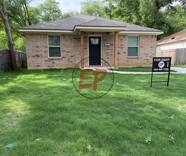Photo - 1123 Brook Ave