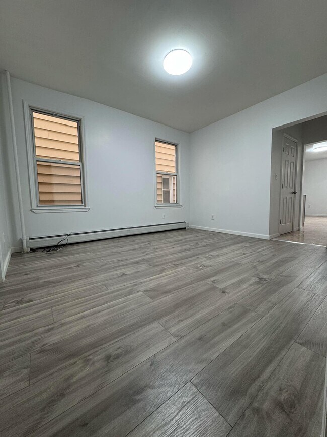 50 Tappan St Unit 1st FL.