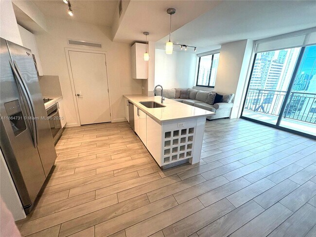 Photo - 999 SW 1st Ave Unidad 1615