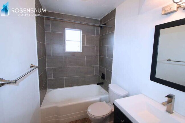 Photo - 4212 N 19th St Unidad a