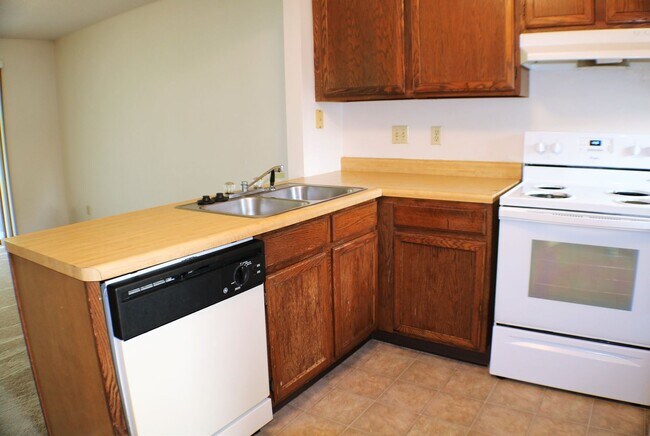702 Westwinds Dr Unit 03