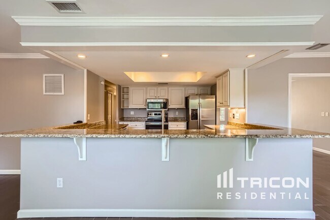 Photo - 2641 Gleneagles Dr