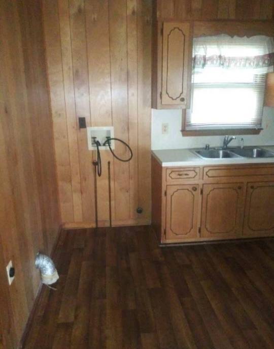 Photo - 1630 N Main St