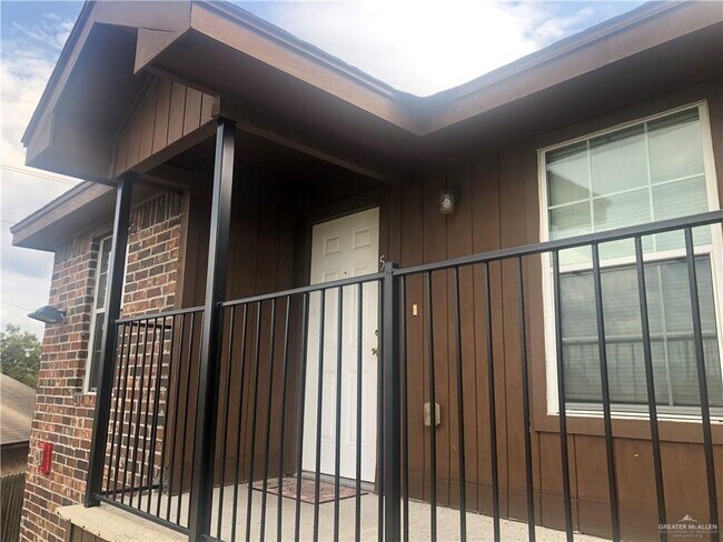 Photo - 2901 Whitewing Ave Apartamento Unidad 5