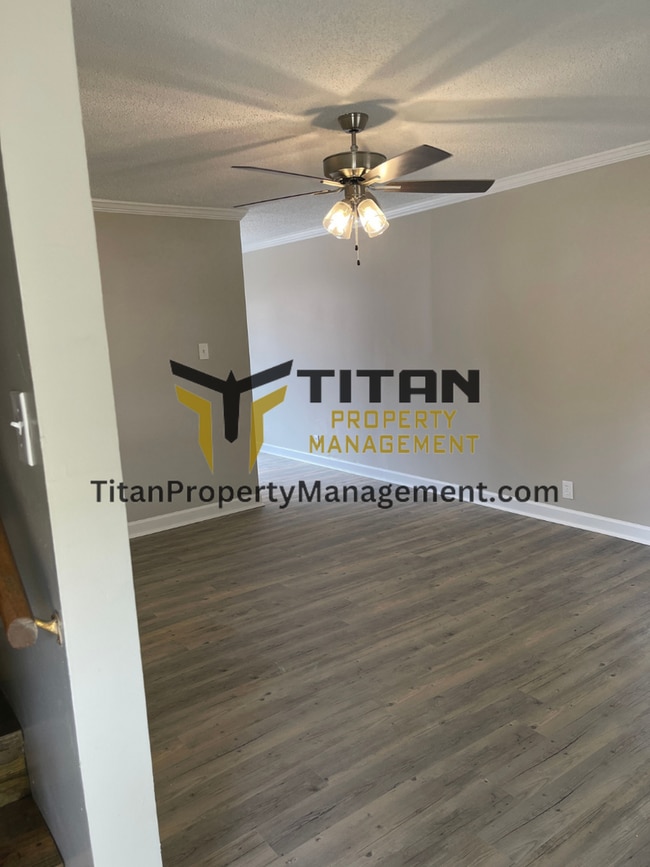 Photo - 2B/1B Townhome Unit 2020 Watts Rd. Apt D