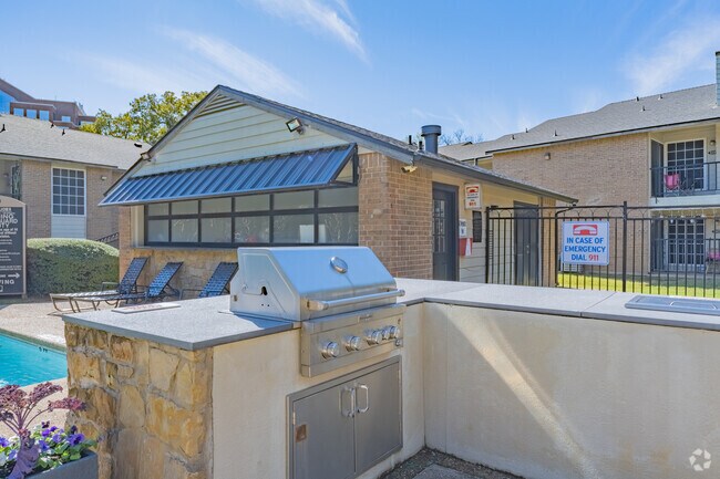 Outdoor Kitchen