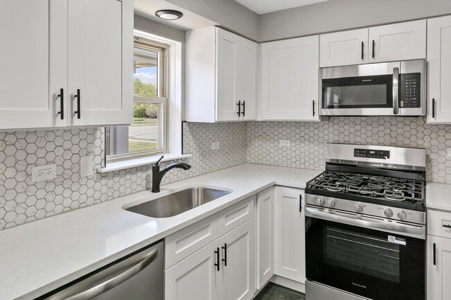 Photo - 7704 McVicker Ave