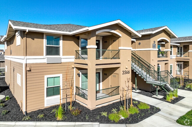 Northlake Senior Apartments (55+)