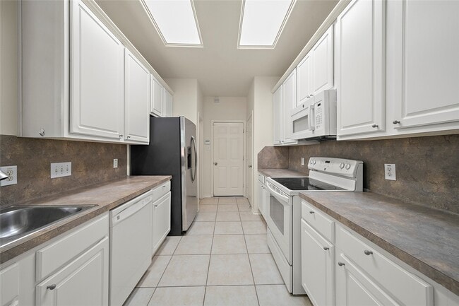 Photo - 25238 Finchgrove Ln