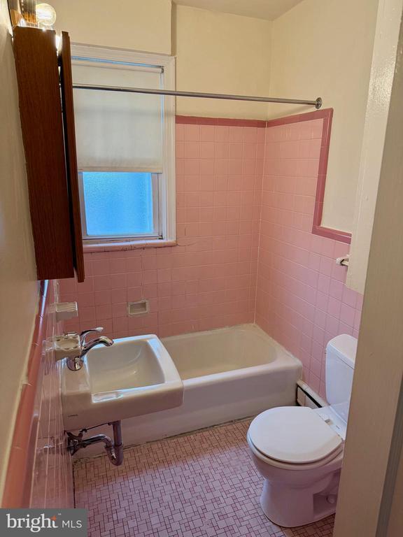 Photo - 414 West Ave Unidad B