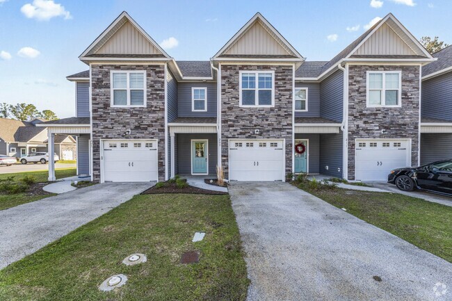 Building Photo - Stonebay Townhome