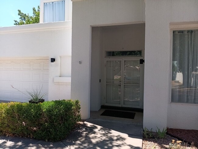 Photo - 3 Bedroom, 2.5 Bathroom Home! Schedule a S...