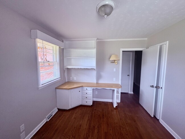 Photo - 406 Forest Grove Ave