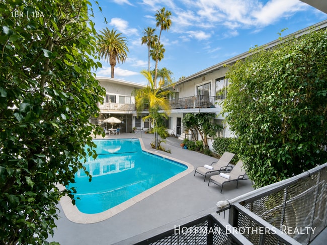 3711 Mentone Ave Unit 11