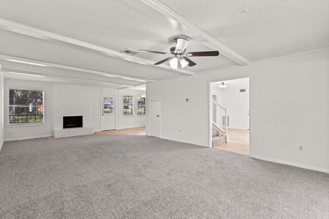 Photo - 2102 Silver Moon Trail