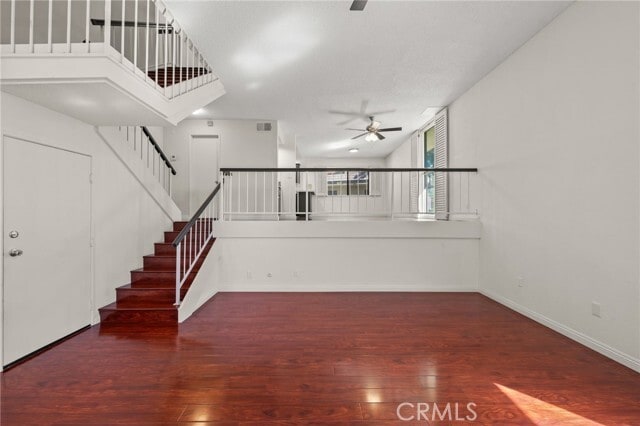 Photo - 9000 Vanalden Ave