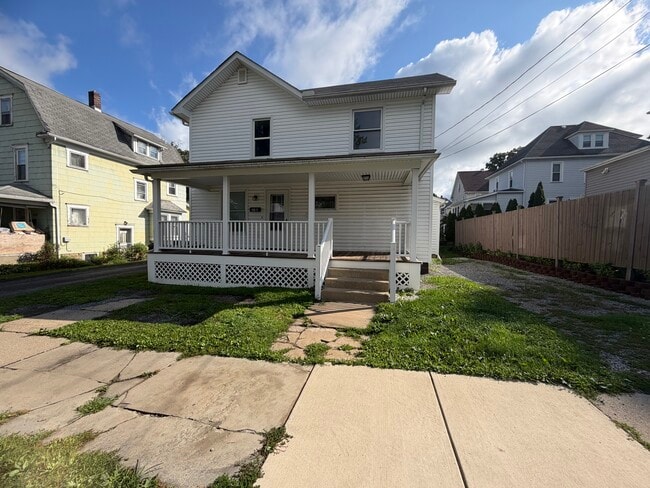 Building Photo - 307 Gilmore Ave Unit 307 A Gilmore