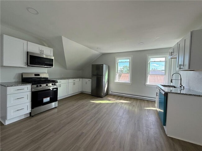 52 Erastus St Unit 3
