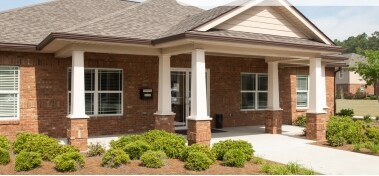 Photo - Kings Grant Apartments