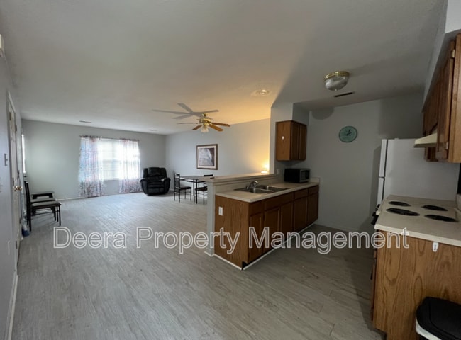 Photo - 522 S Sunrise Dr