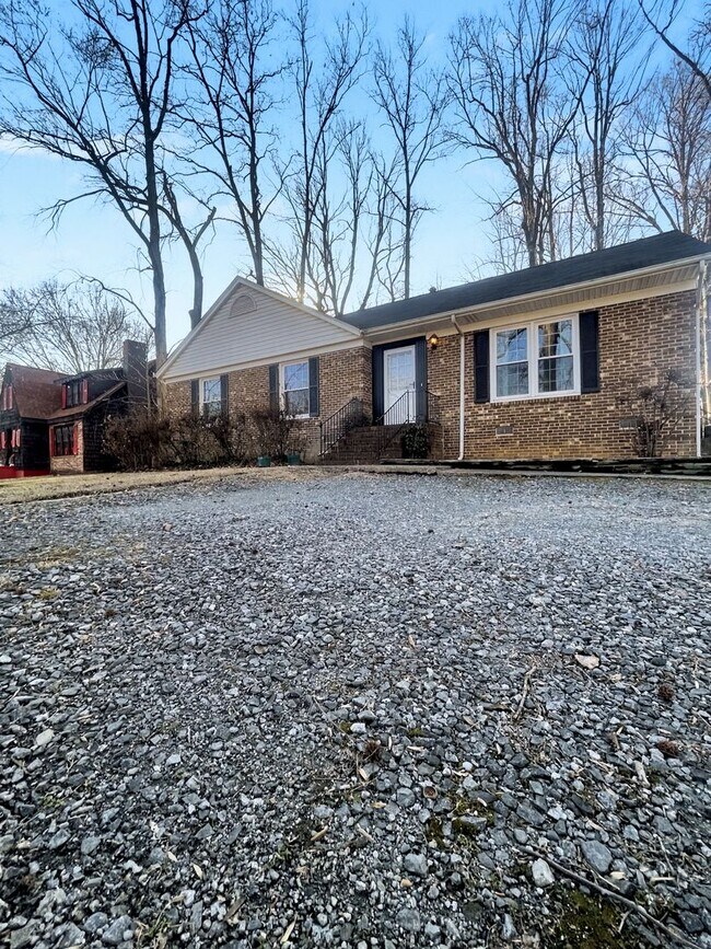 Photo - Charming Brick Ranch Home in Woodlea Acres