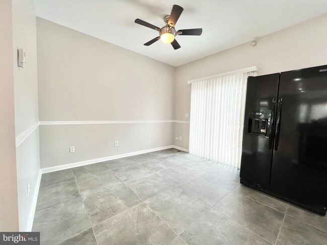 Photo - 6400 Warren Point Ct