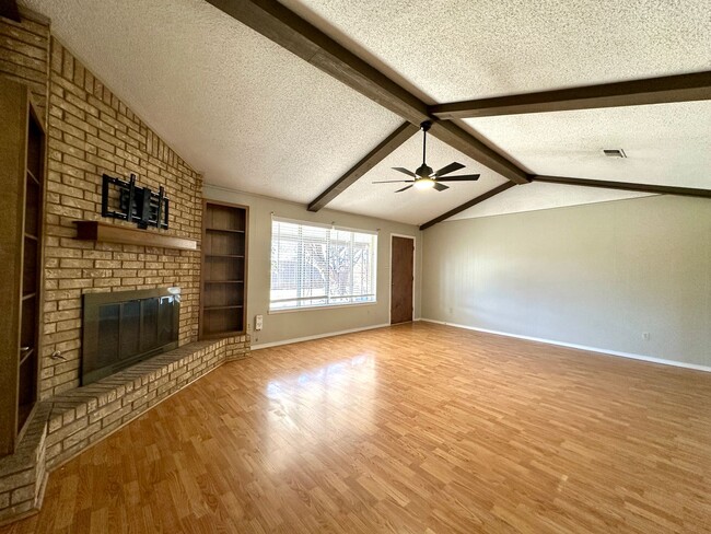 Photo - Cute Traditional 3-Bedroom with 2-Car Garage Available!