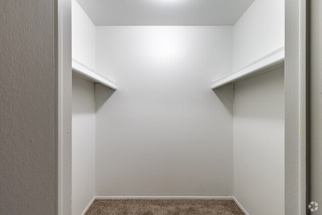 Walk In Closet