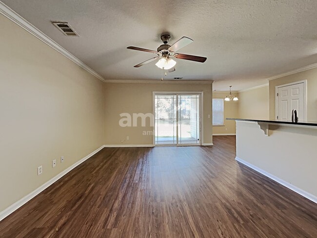 Photo - 171 Fox Glen Ct