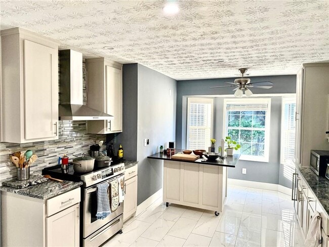 Photo - 3310 Stratton Ln