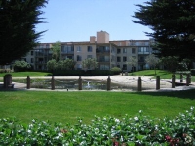 Building Photo - One Bedroom Condo Available in Watergate C... Unit 226