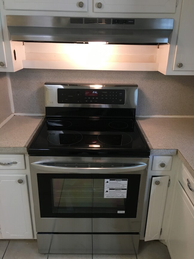 Photo - 3986 Edidin Dr