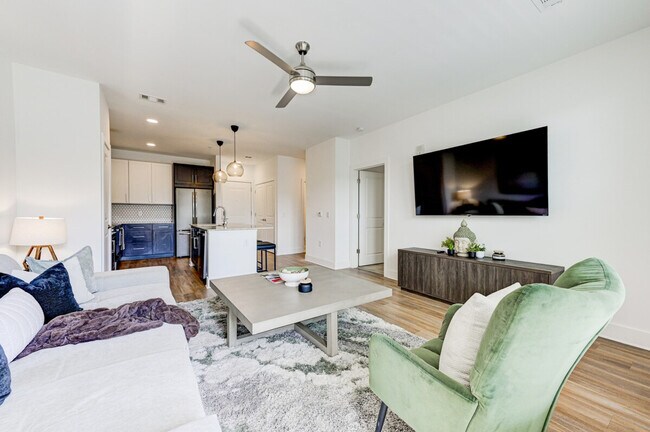 Photo - 975 Memorial Dr SE Unidad SI ID1511234P