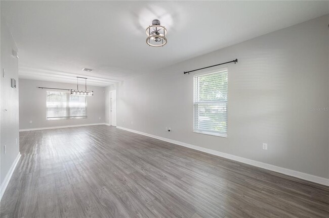 Photo - 595 Shady Grove Dr