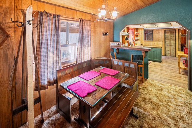 Charming 2 Bedroom Home in Erwin Lake