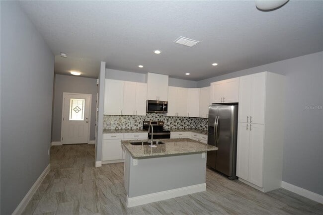 Photo - 25 Rosepetal Ln