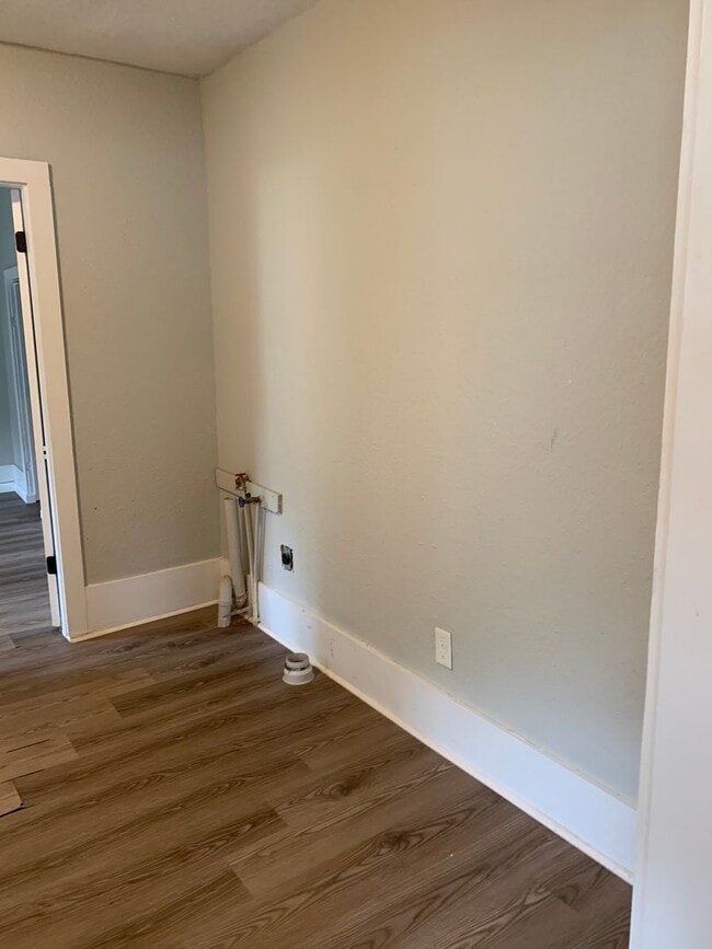 Photo - 817 W Matthews Ave Unidad A