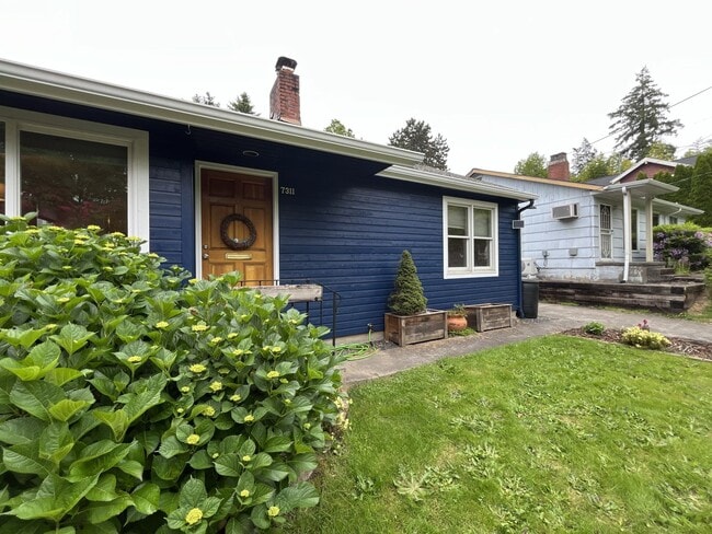 Photo - Cozy Single-Level Home with Hardwood Flooring, Washer/Dryer & Detached Garage