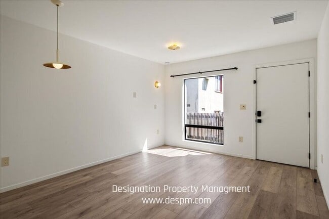 Photo - 3181 1/2 Verdugo Pl