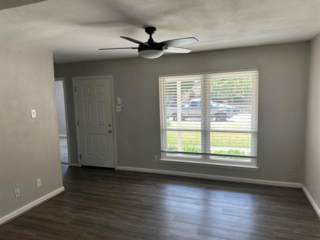 Photo - 3018 Gardenia Dr