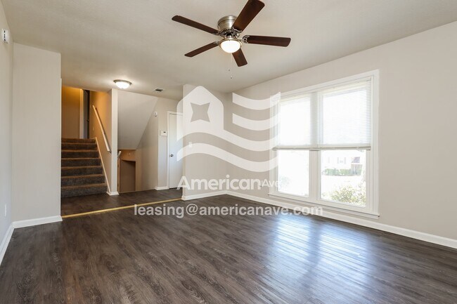 Photo - 1113 Rowell St