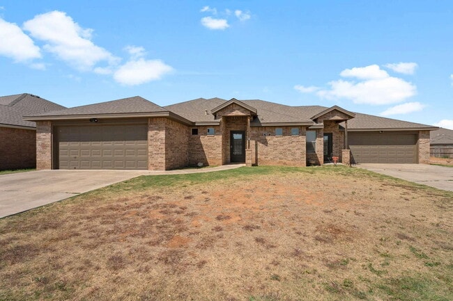 Building Photo - 623 N Elkhart Ave