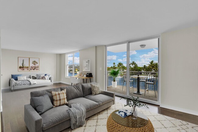 Photo - 1050 Hillsboro Mile Condo Unit 304 W