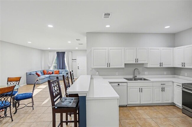 Photo - 3158 Sun Lake Ct Unit A