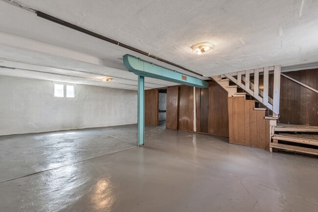 Photo - 1223 Gruner pl