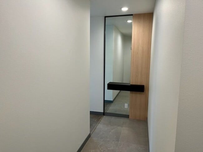 Photo - Jade Condominiums ~ Kirkland/Totem Lake Unit 514