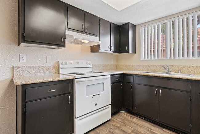 Photo - Regency Heights