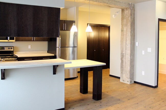 Photo - First Avenue Apartments - Downtown living at some of it's finest. Unidad 501