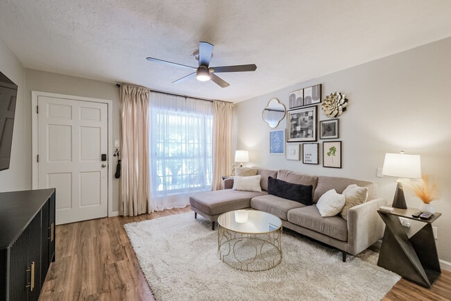 Building Photo - 2507 Montrose Blvd Unit SI FL2-ID1521977P