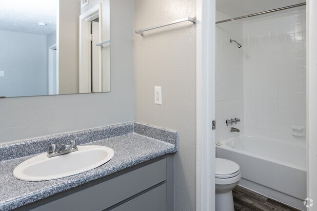 1BR,1BA-A1 - Glen Rose Park